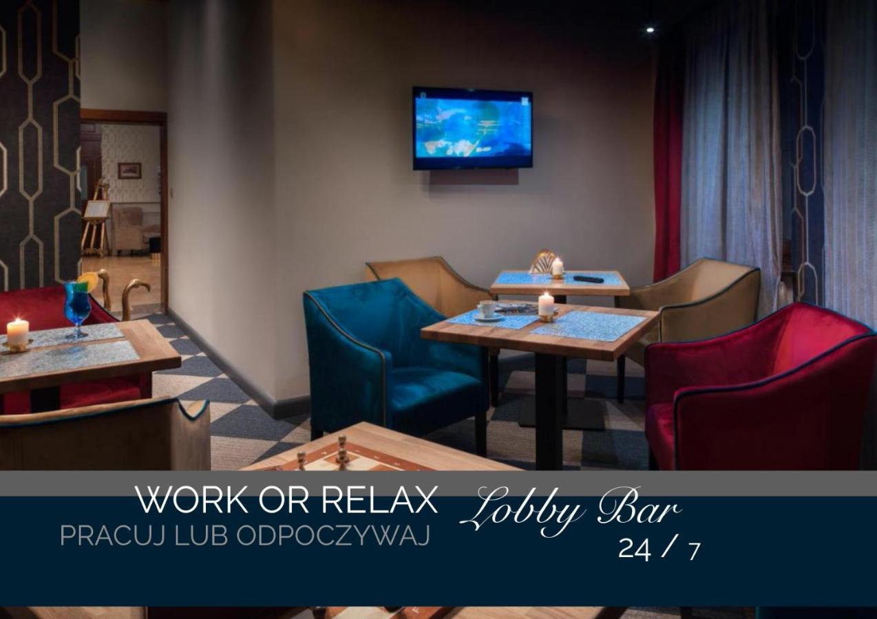 Hotel Cristal Park Dąbrowa Tarnowska Екстериор снимка